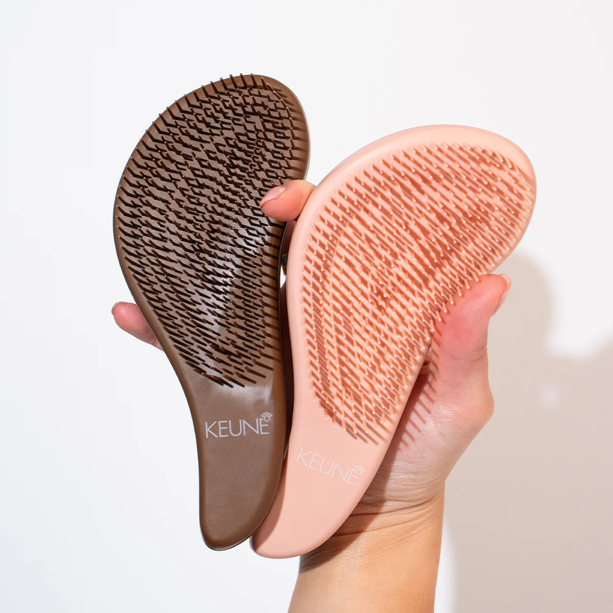 BRUSH - DETANGLER (BISCUIT) PCE - Image 3
