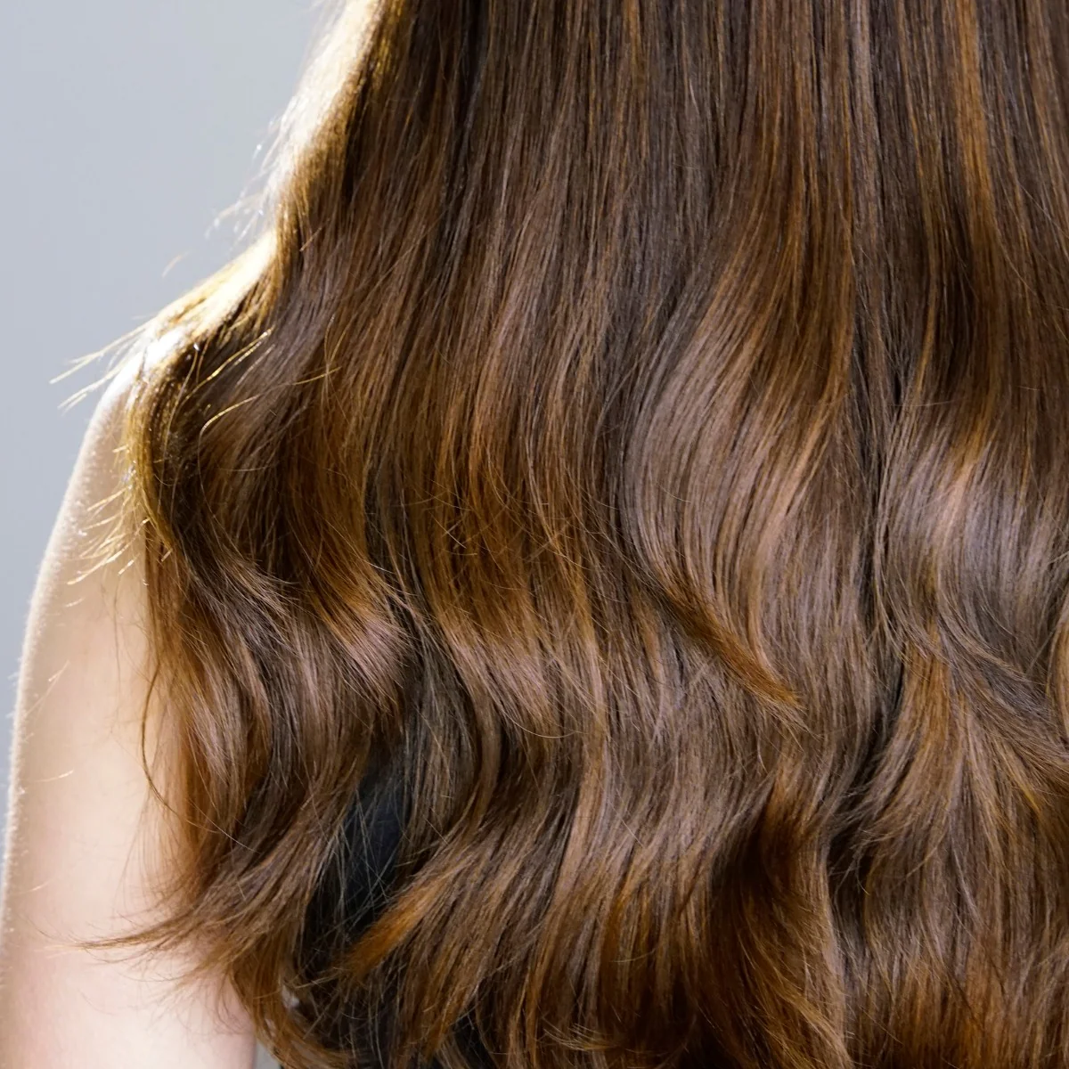 CARE VELVET SMOOTH ANTI-FRIZZ SHAMPOO 300ml - Image 3